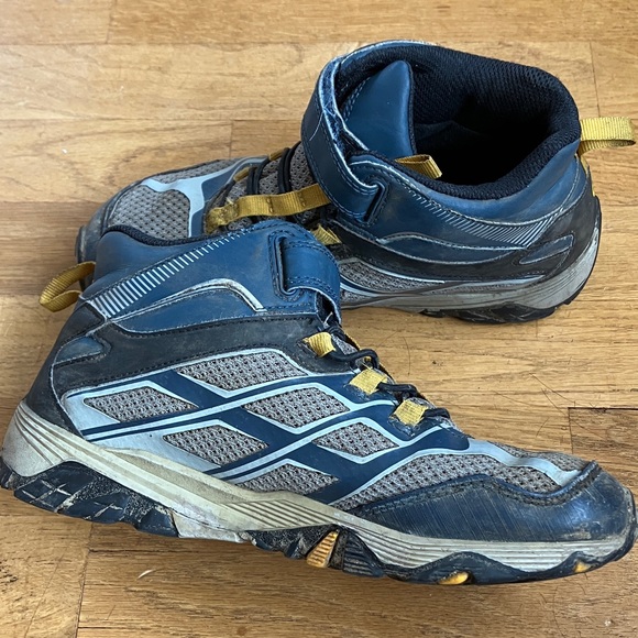 Merrell Kids Hiking Shoes / Sneakers - Picture 3 of 5